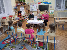 "Театр на столе" в рамках программы "Добромир" реализуемой в проекте "Школа позитивных привычек" "Театр на столе" в рамках программы "Добромир" реализуемой в проекте "Школа позитивных привычек".
